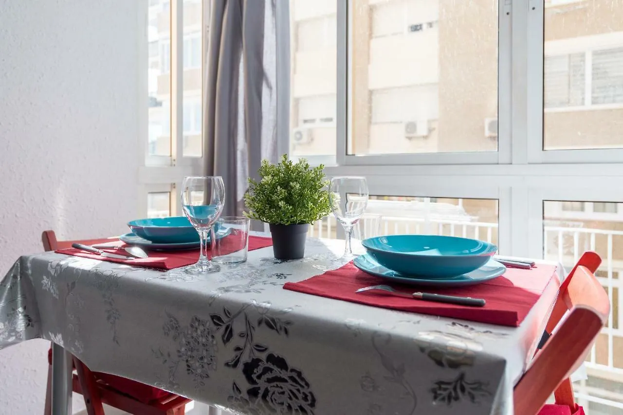 Apartamento Málaga Port 0*,
